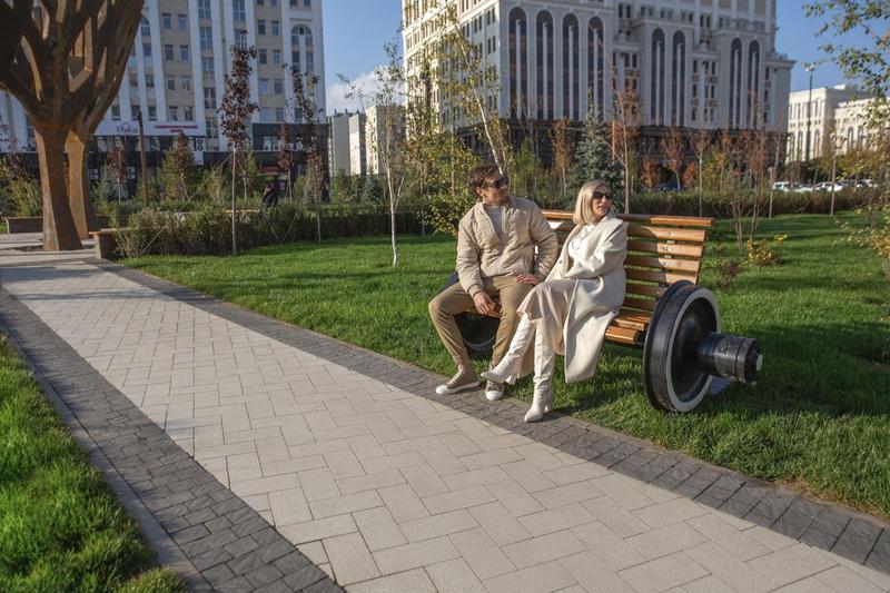 Благоустройство сквера в районе Триумфальной арки